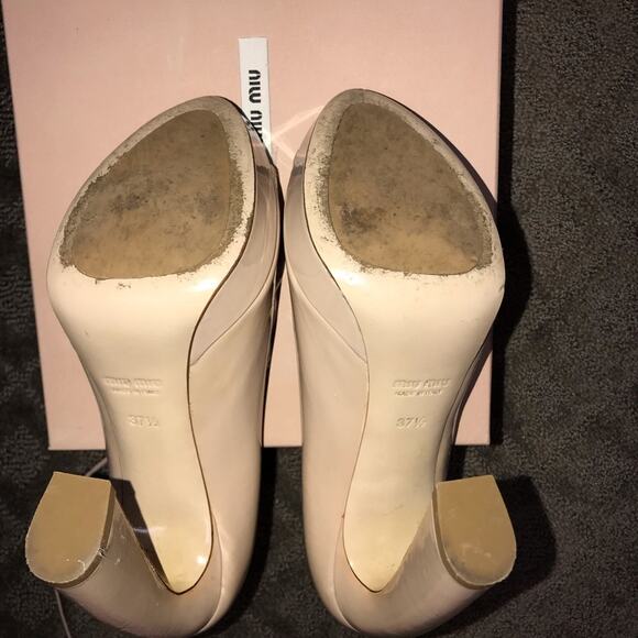 MIU MIU CLASSIC PEEP TOE NUDE PATENT LEATHER HEELS - Picture 7 of 8